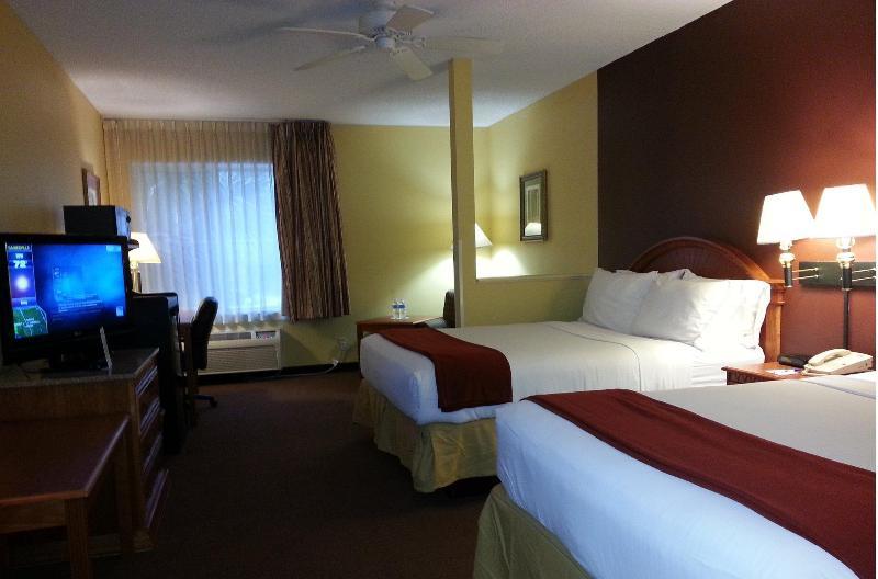 Holiday Inn Express Hotel & Suites Gainesville By Ihg מראה חיצוני תמונה